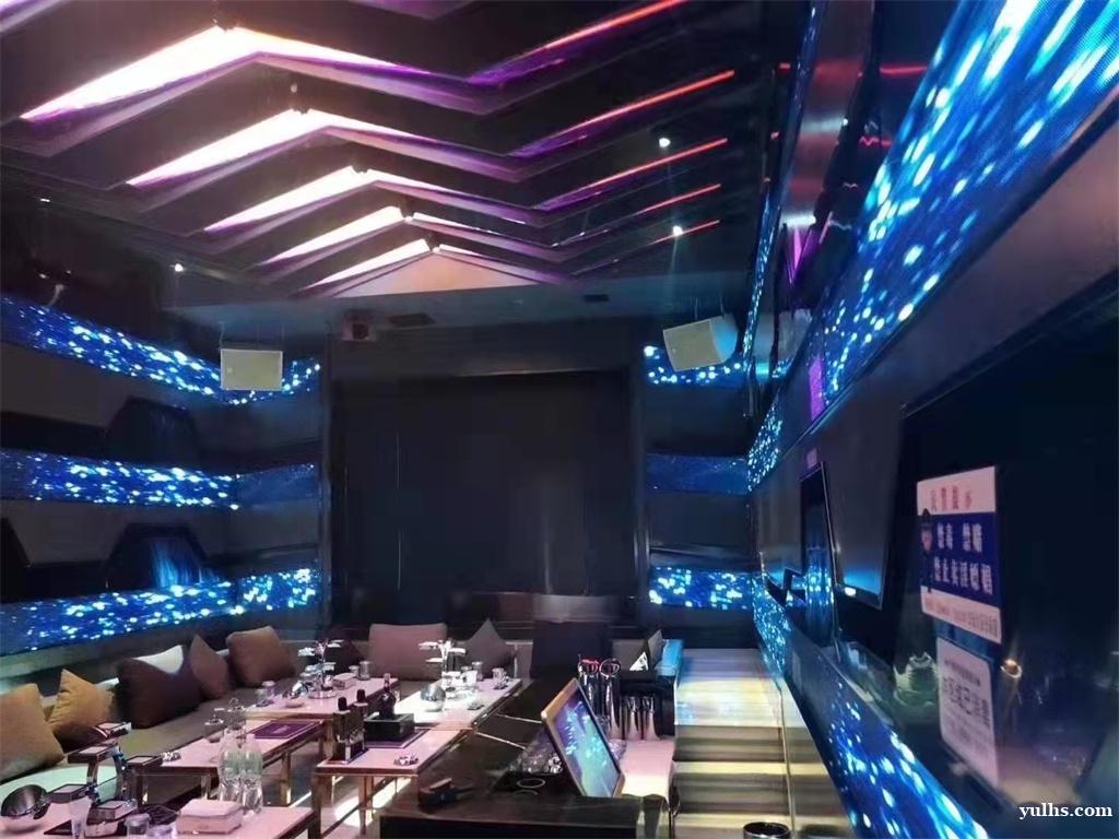 西安夜场KTV火热招聘中礼仪佳丽包住宿+报销路费/日结高薪无压力
